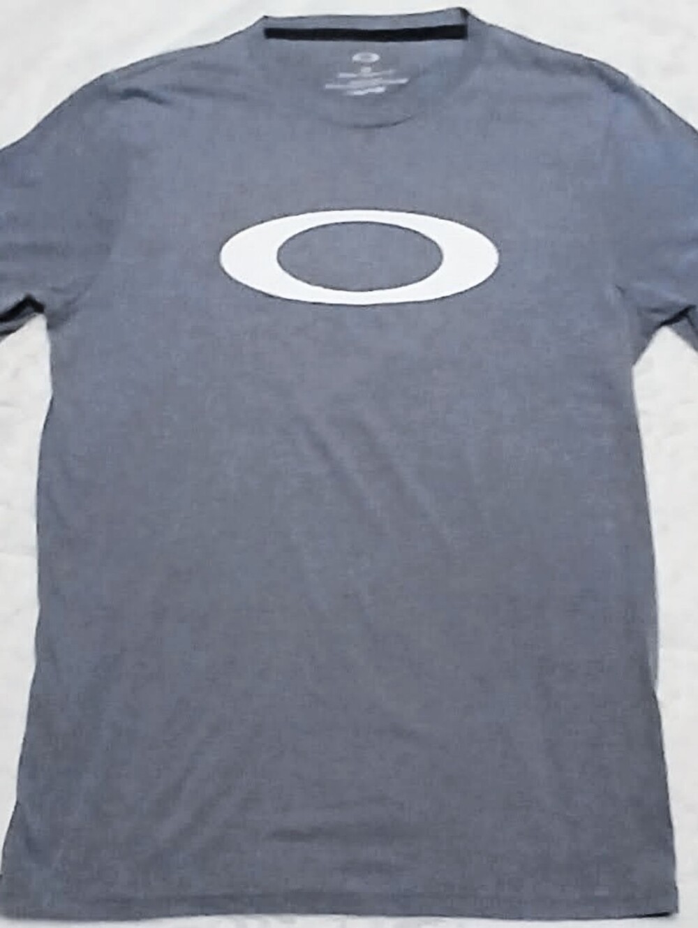 Oakley Premium Light Blue T-Shirt w/ O Graphic in White Men S Slim Excellent
